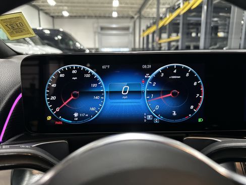 Certified 2023 Mercedes-Benz GLB 250 4MATIC image 18