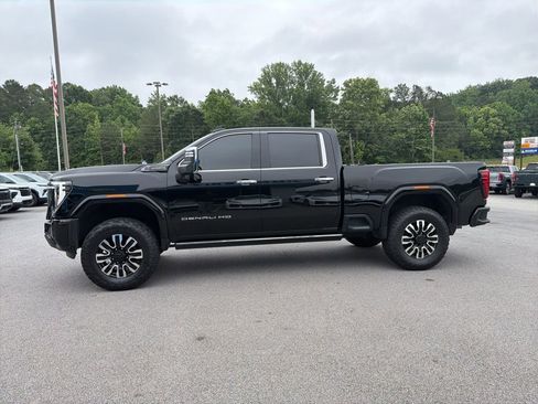 Used 2024 GMC Sierra 2500 Denali Ultimate w/ Max Trailering Package AWD/4WD image 13