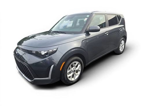 Used 2025 Kia Soul LX w/ LX Technology Package FWD image 8