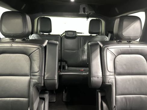 Used 2024 Lincoln Navigator Reserve AWD/4WD image 14