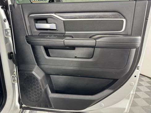 Used 2024 RAM 2500 Big Horn image 26