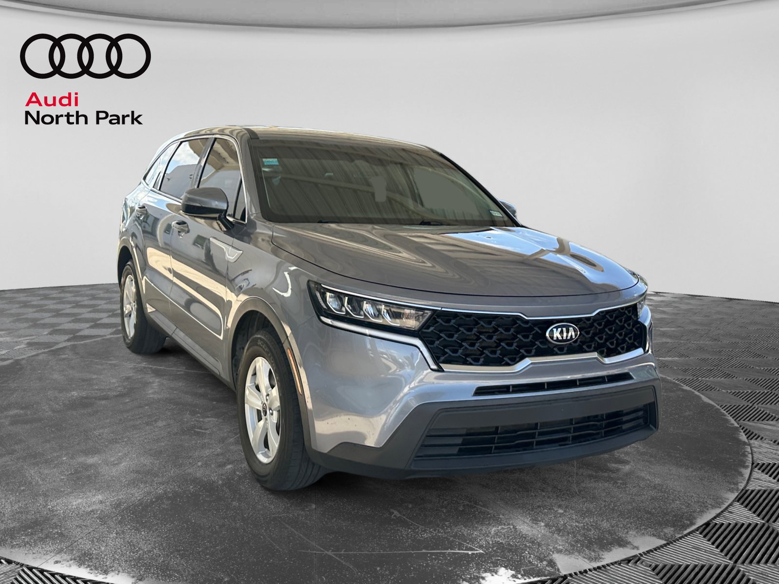 Used 2021 Kia Sorento LX FWD image 7