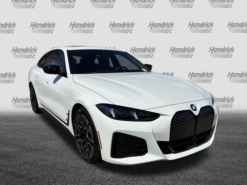 New 2026 BMW i4 eDrive40 w/ M Sport Package RWD image 2