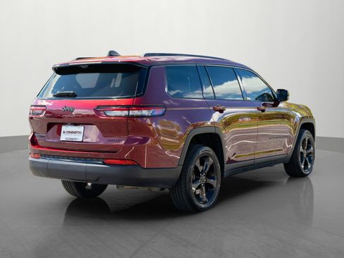 Used 2023 Jeep Grand Cherokee L Limited w/ Luxury Tech Group II AWD/4WD image 7