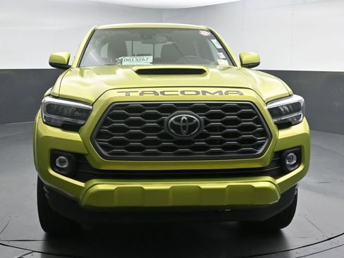Used 2023 Toyota Tacoma TRD Sport w/ Black Out Package (TMS) AWD/4WD image 3