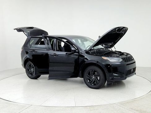 Used 2025 Land Rover Discovery Sport S image 10