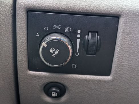 Used 2013 Jeep Grand Cherokee Laredo image 8