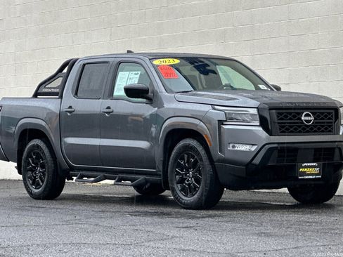 Used 2023 Nissan Frontier SV w/ Midnight Edition Package image 1