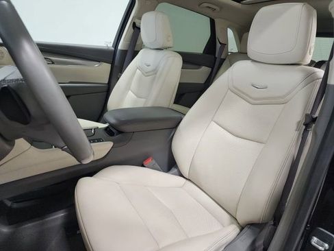 Used 2019 Cadillac XT5 Luxury AWD/4WD image 23