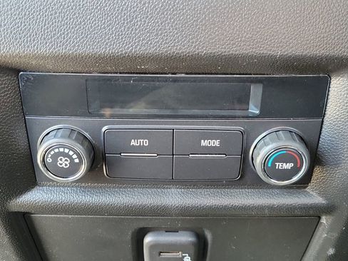 Certified 2023 Chevrolet Traverse LT image 17