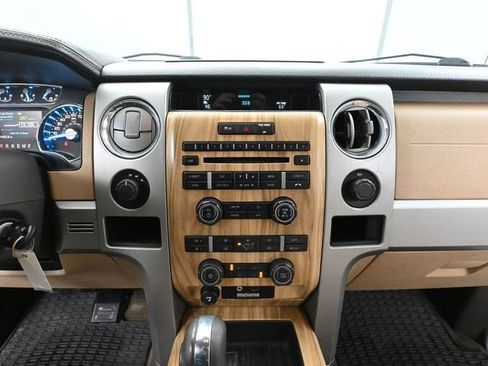 Used 2011 Ford F150 Lariat w/ Lariat Chrome Pkg image 30