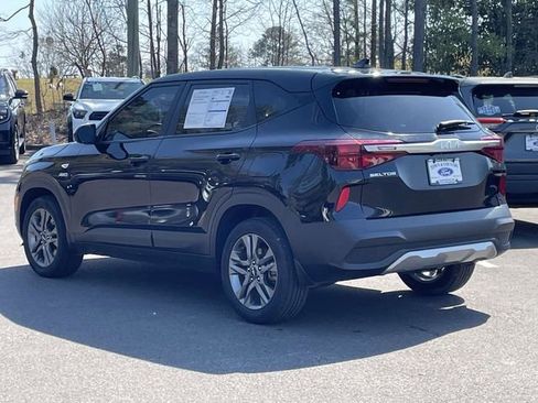 Used 2023 Kia Seltos LX image 24