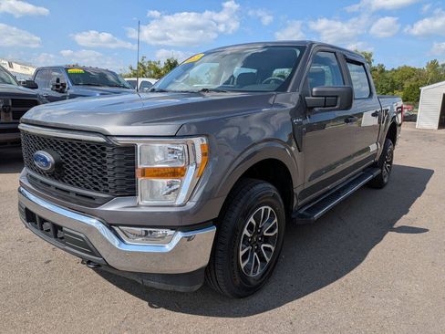 Used 2021 Ford F150 XL w/ FX4 Off-Road Package AWD/4WD image 3