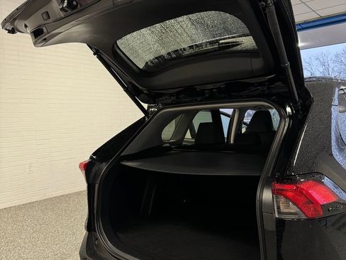 Used 2023 Toyota RAV4 XLE image 25