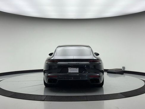 Used 2020 Porsche Panamera GTS image 7