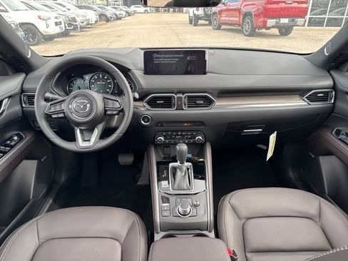 New 2025 MAZDA CX-5 Signature image 31