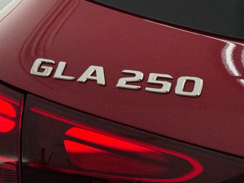 New 2026 Mercedes-Benz GLA 250 image 25
