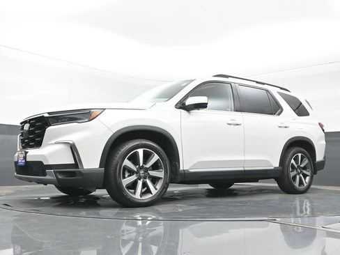 Certified 2023 Honda Pilot Elite image 22