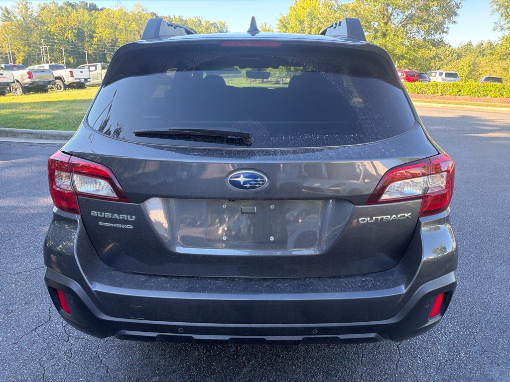 Used 2019 Subaru Outback 2.5i Limited AWD/4WD image 6