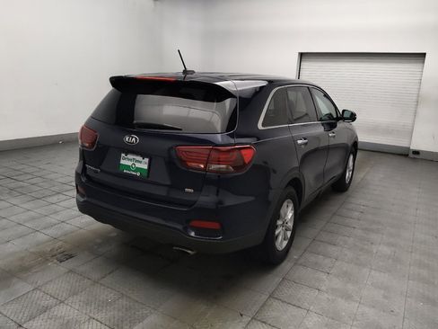 Used 2020 Kia Sorento LX FWD image 9