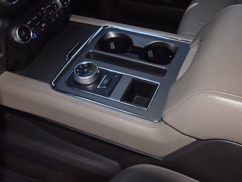 Used 2020 Ford Expedition XLT w/ Equipment Group 202A image 31