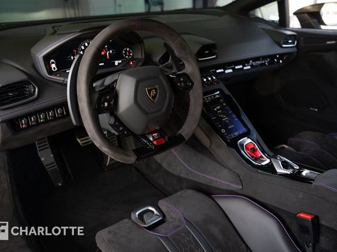Used 2024 Lamborghini Huracan Sterrato AWD/4WD image 24