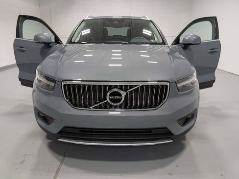 Used 2022 Volvo XC40 T5 Inscription image 15