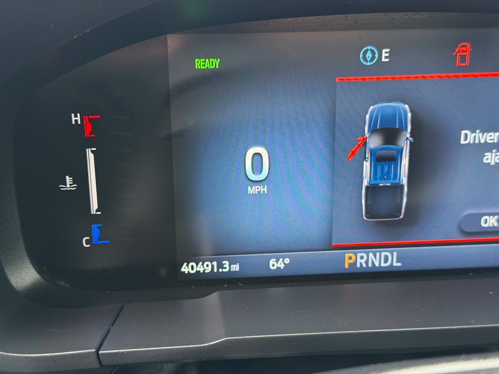 Used 2025 Ford Maverick XL FWD image 2