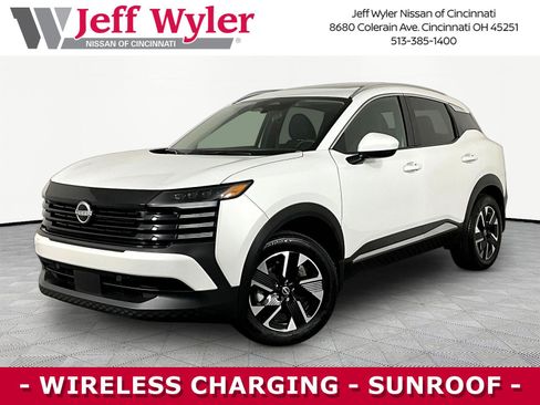 Certified 2025 Nissan Kicks SV w/ SV Premium Package AWD/4WD image 1