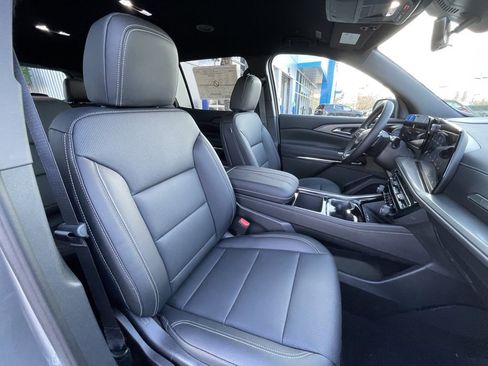 New 2026 Chevrolet Traverse LT w/ Driver Confidence Package image 32