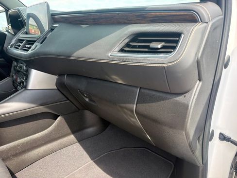 Certified 2023 Chevrolet Suburban Premier w/ Advanced Technology Package AWD/4WD image 40