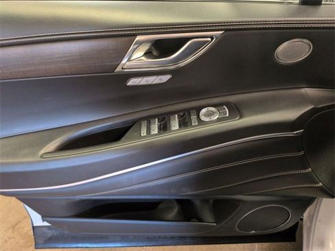 Used 2024 Genesis GV80 2.5T image 14