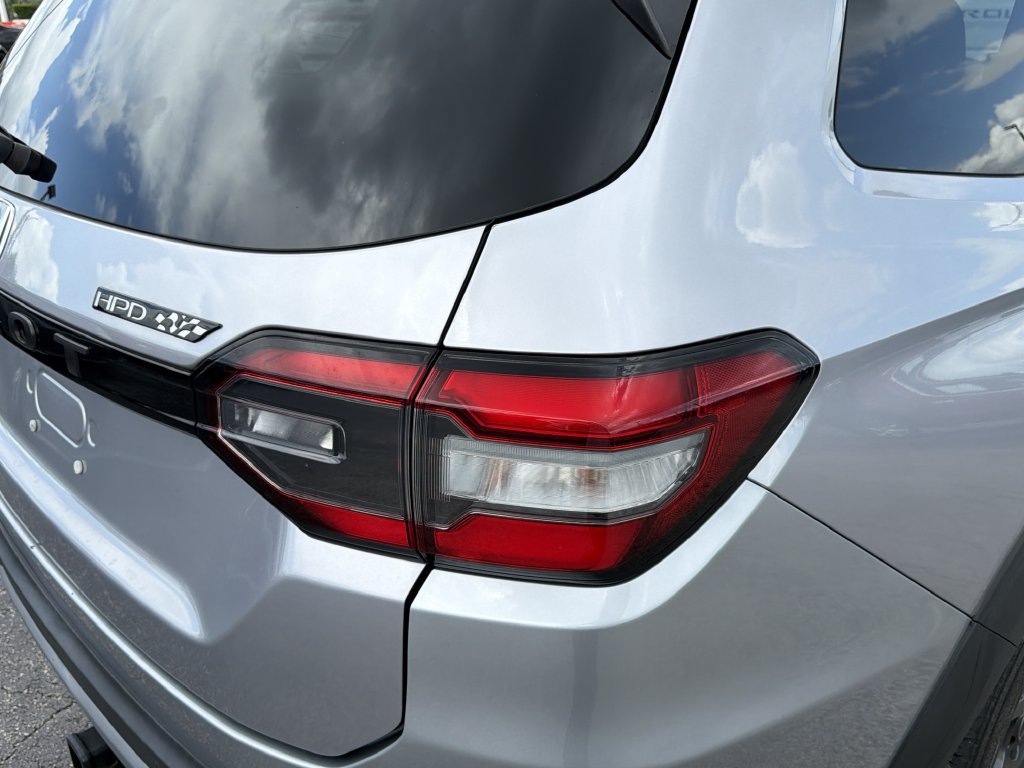 Used 2023 Honda Pilot EX-L image 10