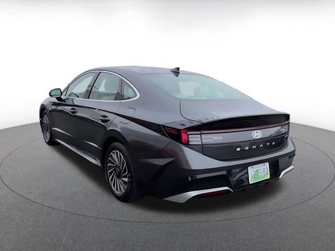 Used 2025 Hyundai Sonata SEL FWD image 11