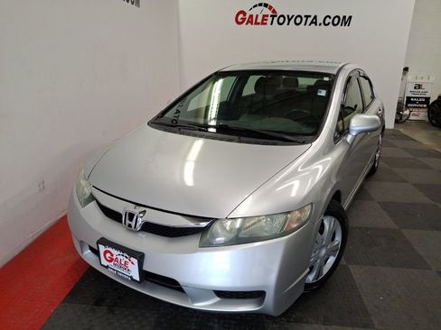 Used 2010 Honda Civic LX image 3