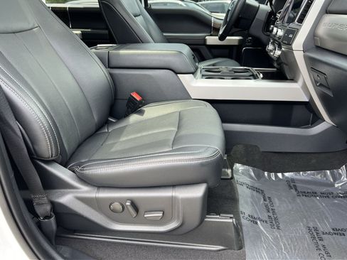 Used 2022 Ford F350 Lariat w/ Lariat Ultimate Package AWD/4WD image 30