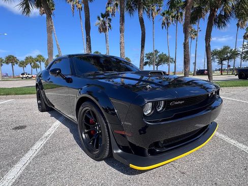 Used 2023 Dodge Challenger R/T Scat Pack RWD image 9