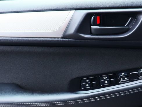 Used 2018 Subaru Outback 2.5i image 40