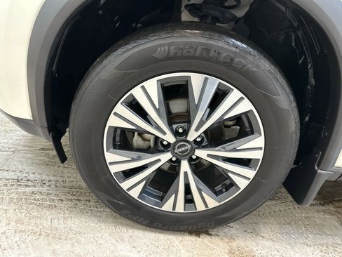 Certified 2023 Nissan Rogue SV w/ SV Premium Package image 12