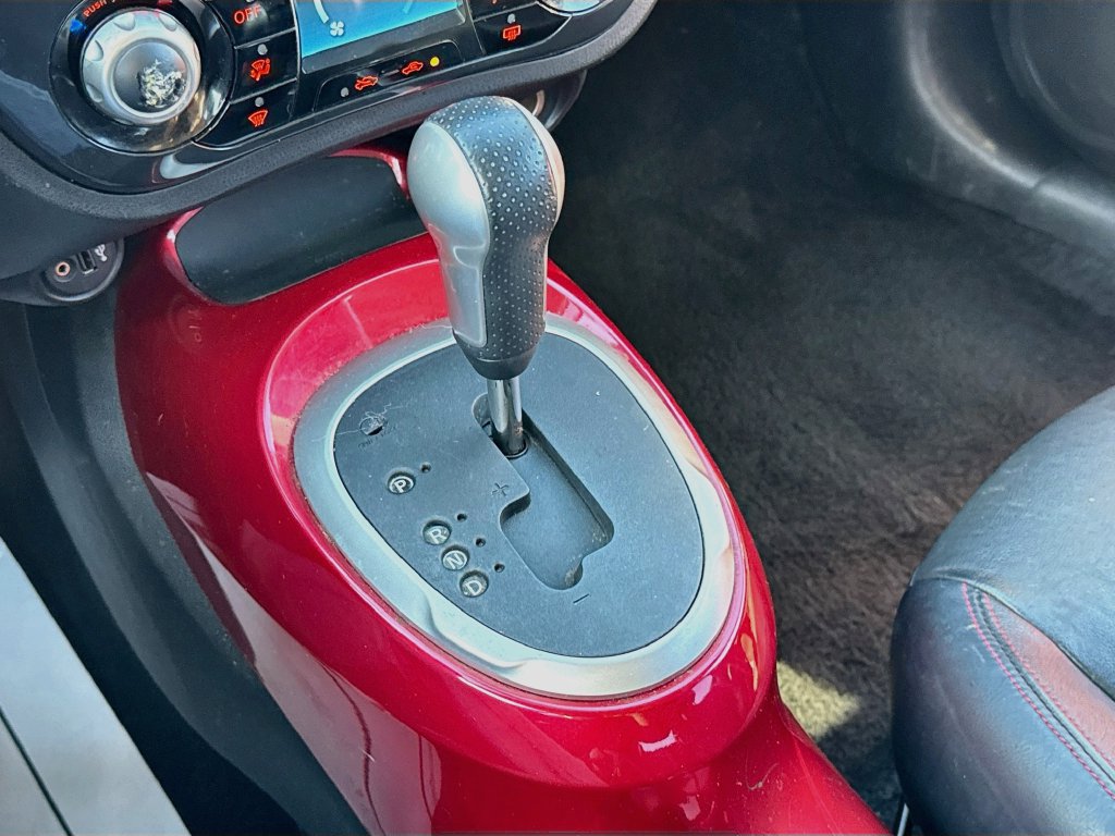 Used 2011 Nissan Juke SL AWD/4WD image 19