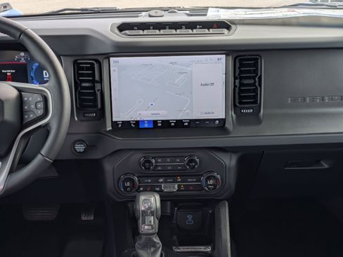 New 2025 Ford Bronco Badlands image 56