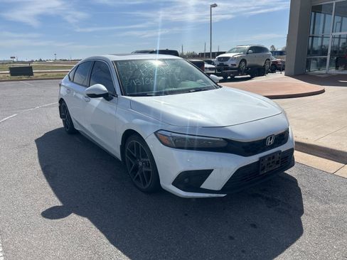 Used 2023 Honda Civic Sport Touring image 4