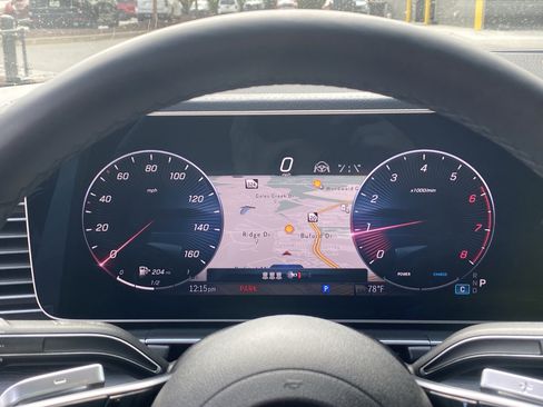 Used 2025 Mercedes-Benz GLE 450 4MATIC Coupe image 11