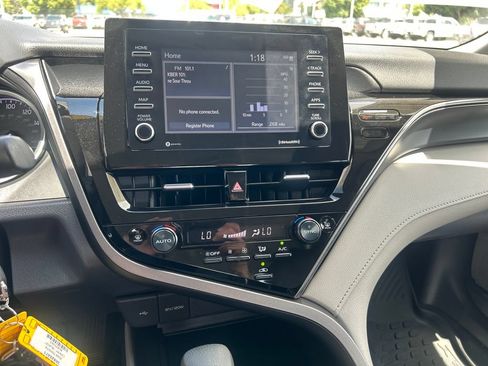 Certified 2024 Toyota Camry LE FWD image 20