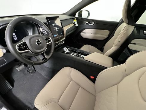 New 2026 Volvo XC60 B5 Core image 13