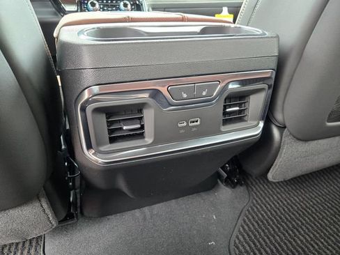 New 2026 GMC Sierra 2500 Denali Ultimate w/ Max Trailering Package AWD/4WD image 8