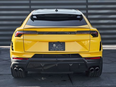 Used 2024 Lamborghini Urus Performante image 24