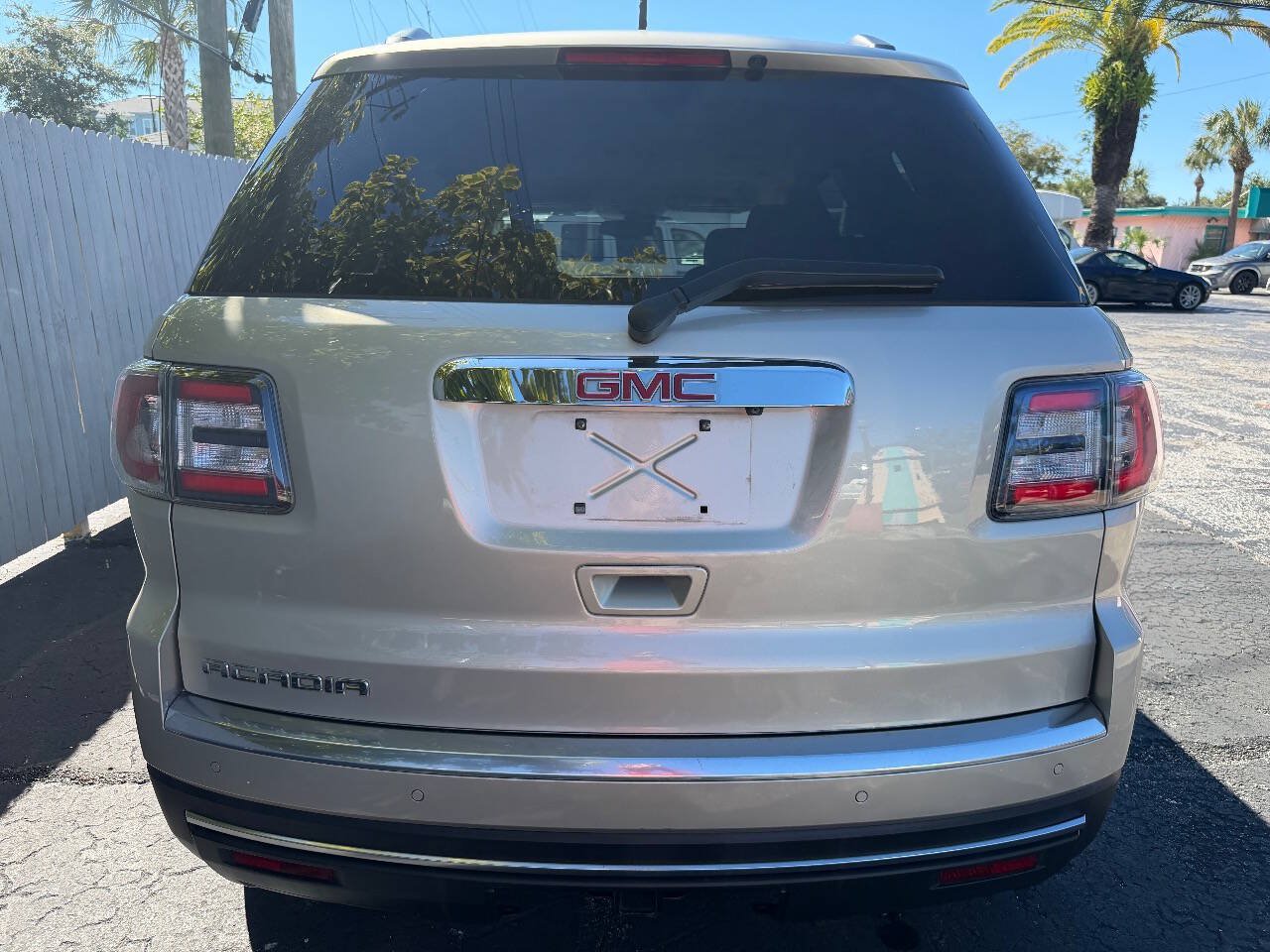 Used 2016 GMC Acadia SLT w/ Open Road Package FWD image 4