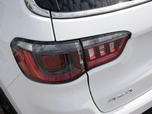Used 2024 Jeep Compass Limited AWD/4WD image 17