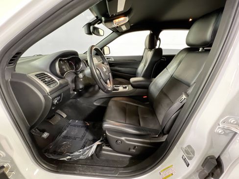 Used 2022 Jeep Grand Cherokee Laredo X image 21